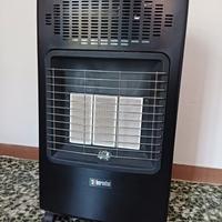 Stufa a gas GPL ventilata, marca Bartolini. 