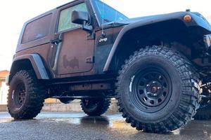 Ruote cerchi gomme Jeep Wrangler