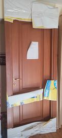 porta in legno bugnata