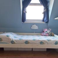 Letto singolo da bambino con materasso