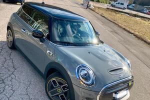 MINI Cooper SE elettrica - Allestimento L - 2020-
