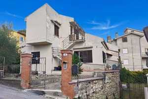 Villa bifamiliare Amelia [Cod. rif 3334466VRG]