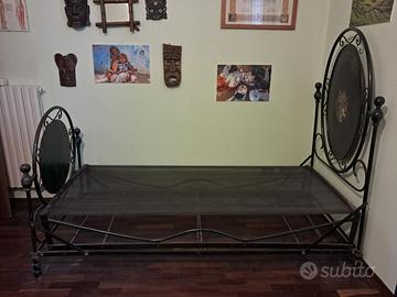 Letto singolo antiquariato in ferro battuto