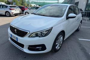 Peugeot 308 Berlina 1.5 130 Cv Bianco perla