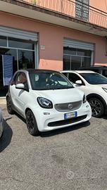 Smart ForTwo 1000 62 kW coupé passion