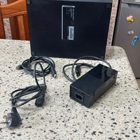 Xbox one + 2 giochi + 1 pad
