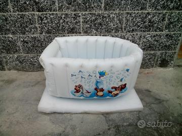 Vaschetta bagnetto bebè gonfiabile da viaggio