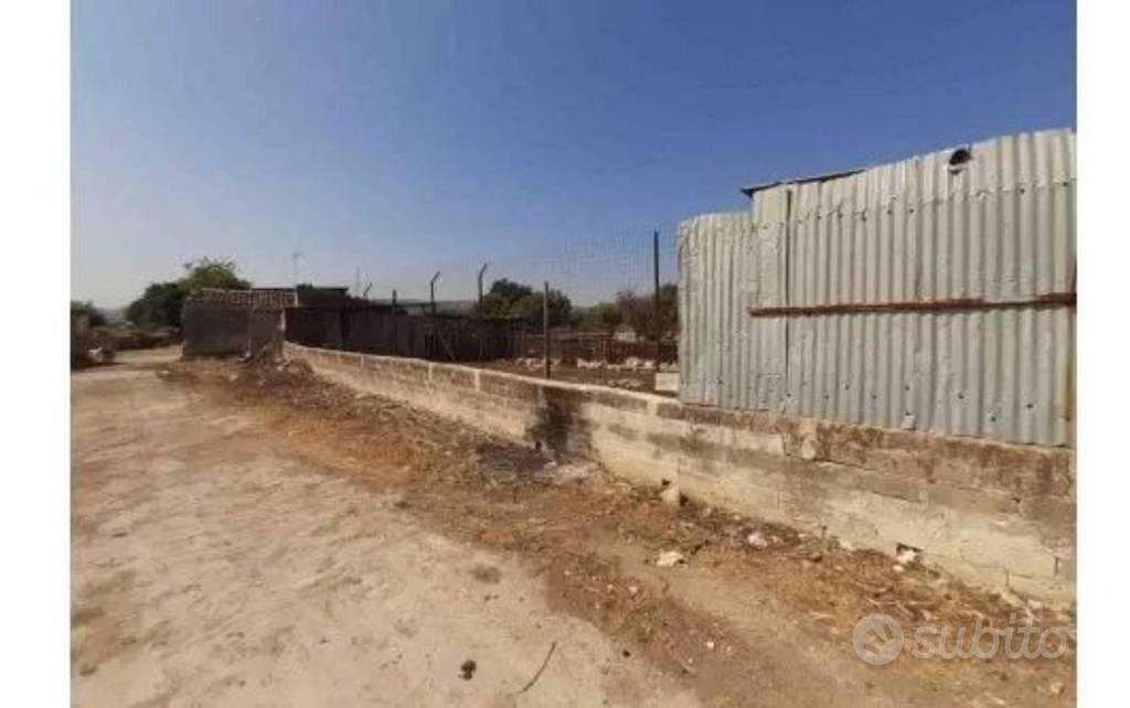 Immobile in asta di 947 m² a Melilli - Vista 2