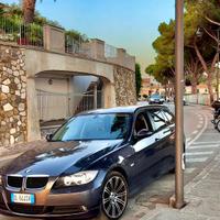 BMW 320 2008