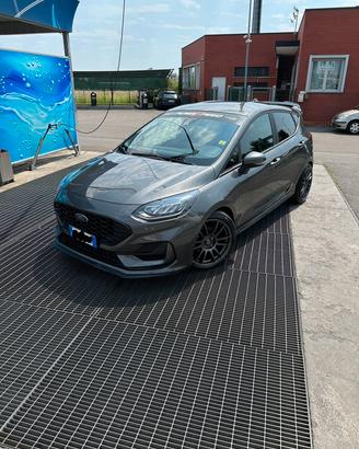 Ford Fiesta 1.0 EcoBoost Hybrid 125 CV ST-Line