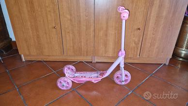 monopattino Barbie