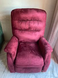 Poltrona comoda alzapersone motorizzata