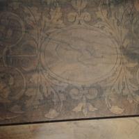 tavolino ,scrittoio,postazione trucco.