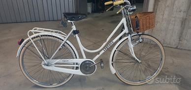 bicicletta marca Legnano donna freni a bacchetta