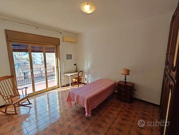 Camere Singole in Zona Borgo/Via G. D'Annunzio