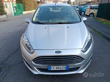 Ford Fiesta 1.5 TDCi 75CV 5 porte Business DOPPIO 