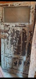 Vecchia porta di legno
