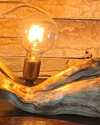 Lampada da Tavolo  in legno di Ulivo originale