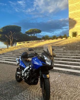 Suzuki v-strom DL 650