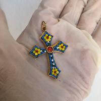 Ciondolo a Croce in Micromosaico