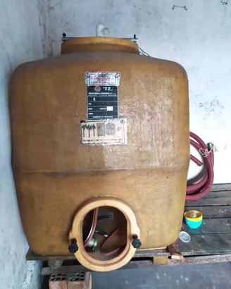 Recipiente in vetroresina hl 15