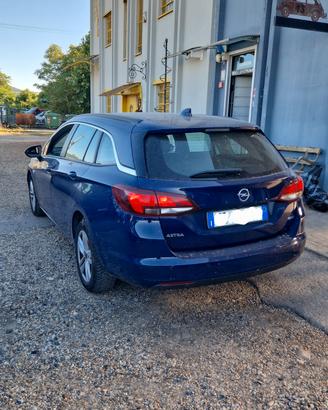 opel astra solo ricambi 