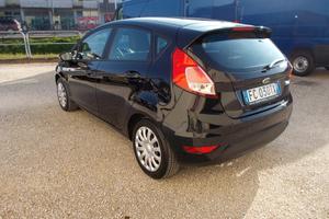 Ford Fiesta 1.5 TDCi 75CV 5 porte Titanium