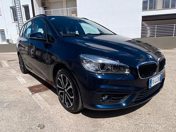 BMW 218D 7 posti Gancio Traino cambio automatico