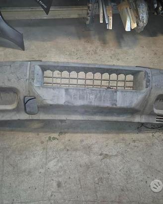 Paraurti Anteriore Per Iveco Daily C 2003 Fendi