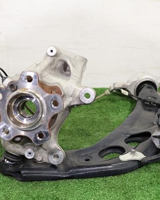 BMW F70 U06 Mozzo fusello anteriore destro