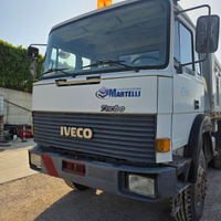 Iveco 330.36 macchina operatrice