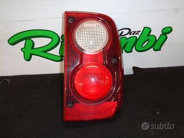 FANALINO POSTERIORE DESTRO FREELANDER TD4 2005