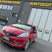 HONDA JAZZ per ricambi usati L13Z1