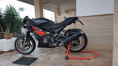 Ducati Monster 600cc