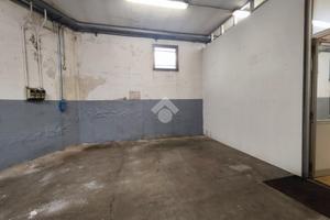 CAPANNONE A CARONNO PERTUSELLA