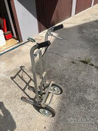 Carrello porta oggetti