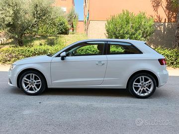 AUDI A3 3ª serie - 2013