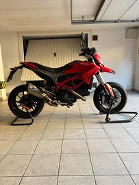 Ducati hypermotard 821