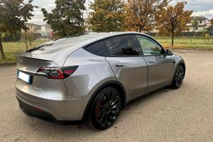 Tesla Model Y Dual Motor Performance