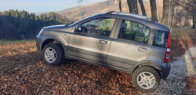 Fiat Panda 1.3 MJT 16V 4x4 NEOPATENTATI