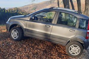 Fiat Panda 1.3 MJT 16V 4x4 NEOPATENTATI