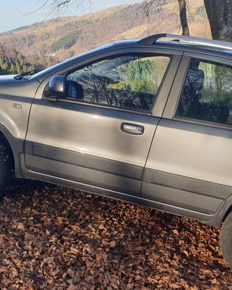 Fiat Panda 1.3 MJT 16V 4x4 NEOPATENTATI