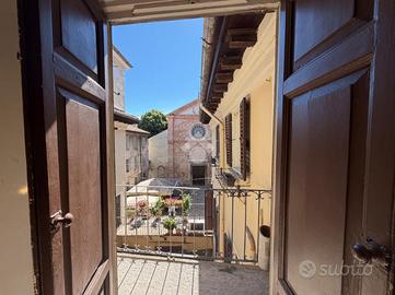 2 LOCALI A PAVIA