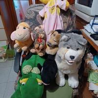 peluches  2  cani ,ranocchia ecc.