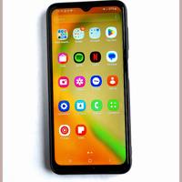 Samsung Galaxy A04 32GB — display 6,5" HD+