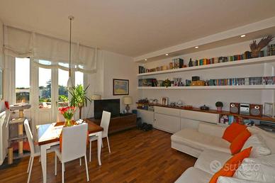 Appartamento di 111 m² con 4 locali a Bologna