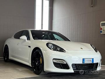 Porsche Panamera 4.8 Turbo S 550cv