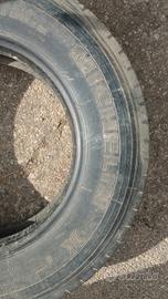 8 R 17.5 MICHELIN 