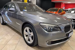 BMW 750 i Eccelsa **SOLO 85.000 KM **