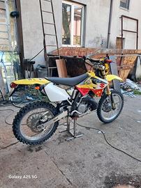  Suzuki Rm 250 2 tempi